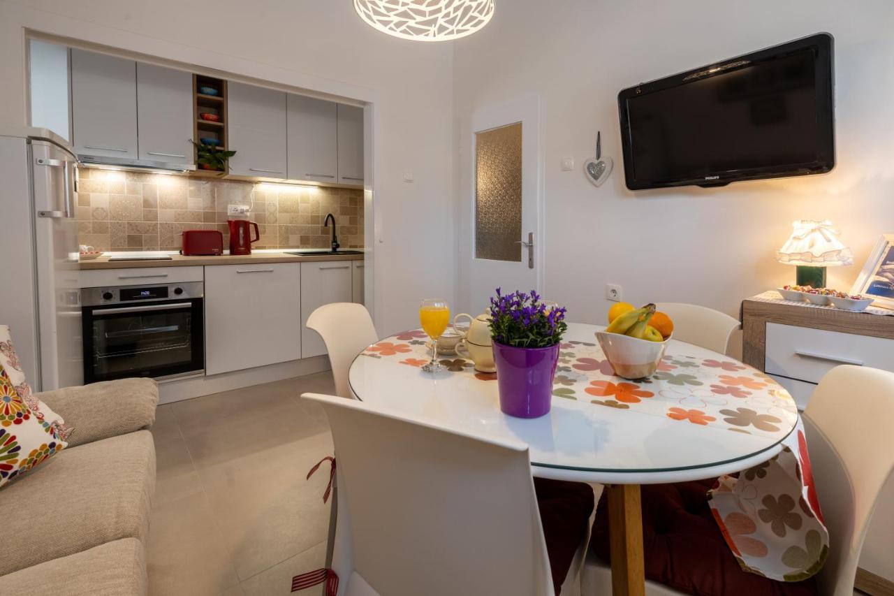 Two-Bedroom Apartment In The Centre Makarska Luaran gambar