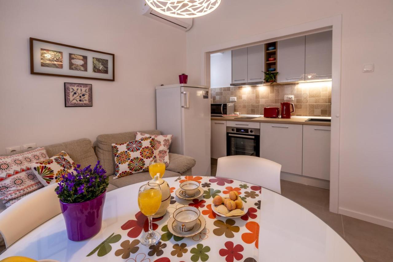 Two-Bedroom Apartment In The Centre Makarska Luaran gambar